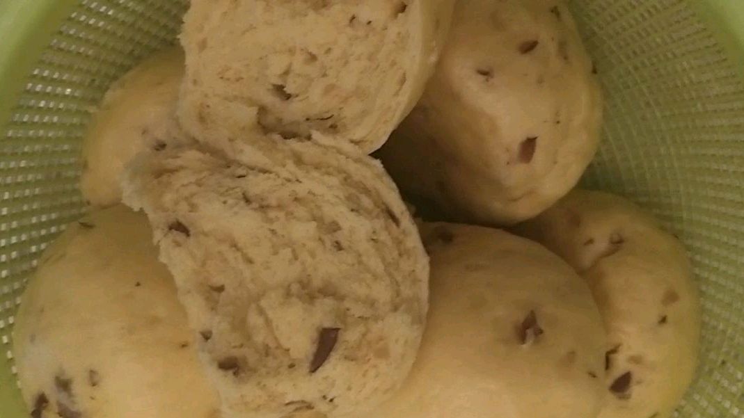 金黄馒头甜丝丝,做法简单营养美味