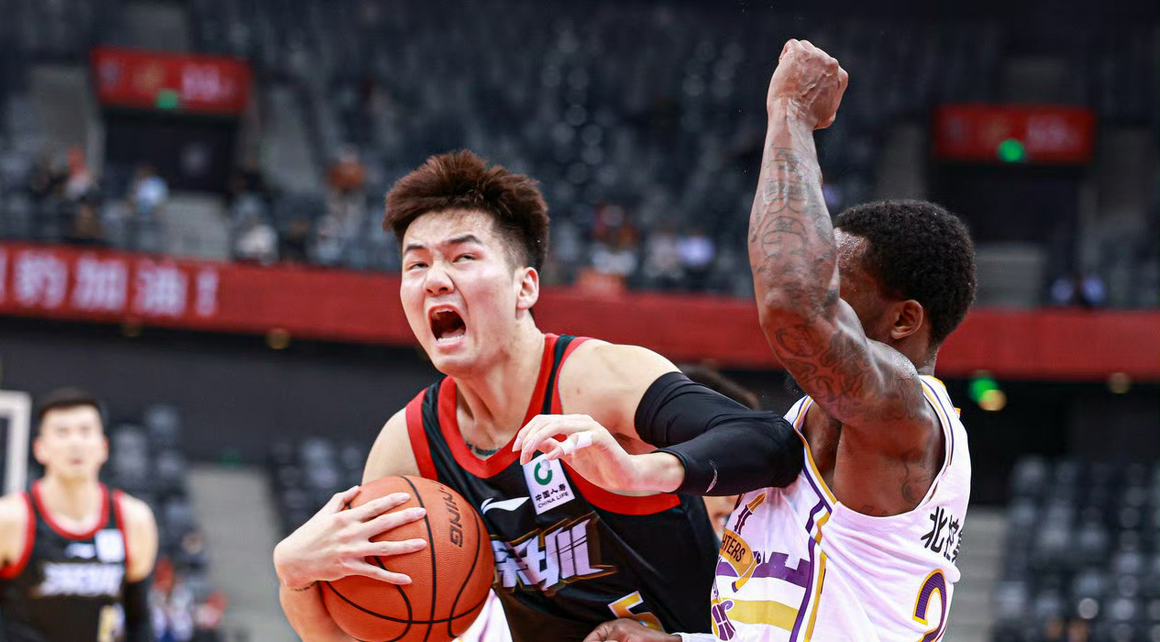 孙浩钦跟林葳,你俩肯定都属于太介意别人怎么想的那种类型.