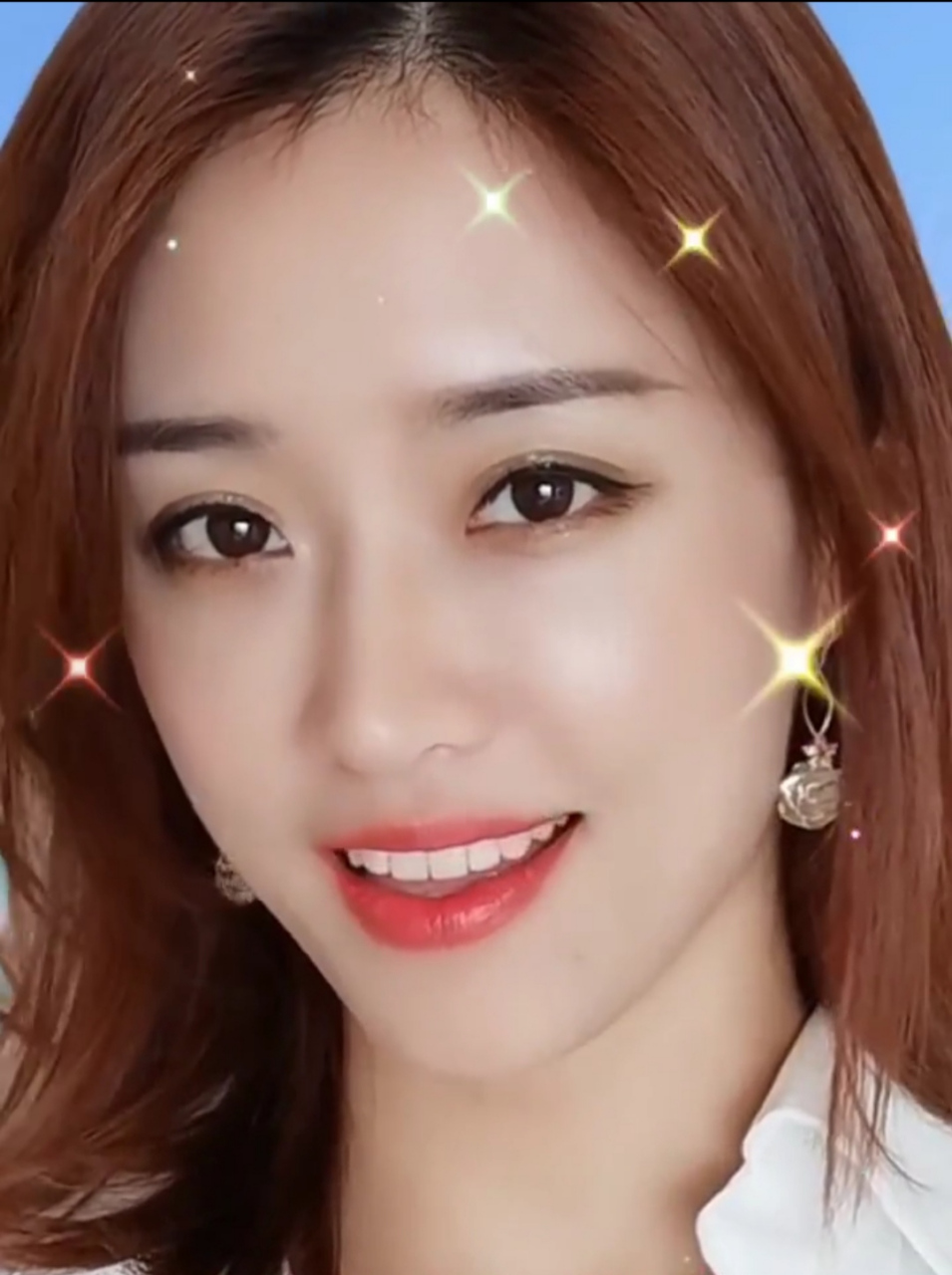 人见人爱的网红美女——三妮 三妮阿姨能从一个普通女孩,成为坐拥几