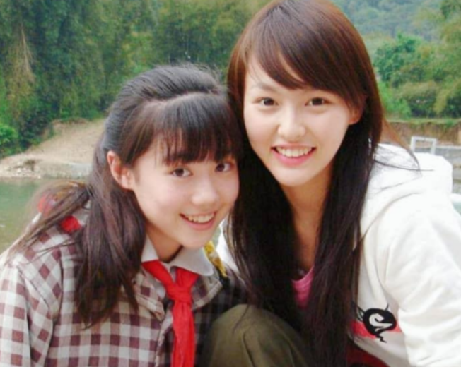 唐嫣高中旧照曝光!23年前穿名牌,迷恋劣迹艺人,再陷整容风波