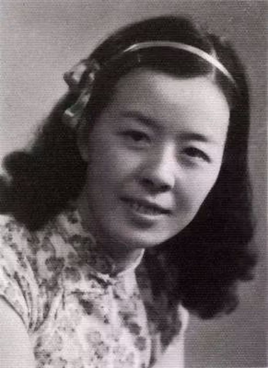 她叫曾昭燏,是曾国藩的曾孙女,一生未嫁,成为考古界泰斗,却在55岁跳塔