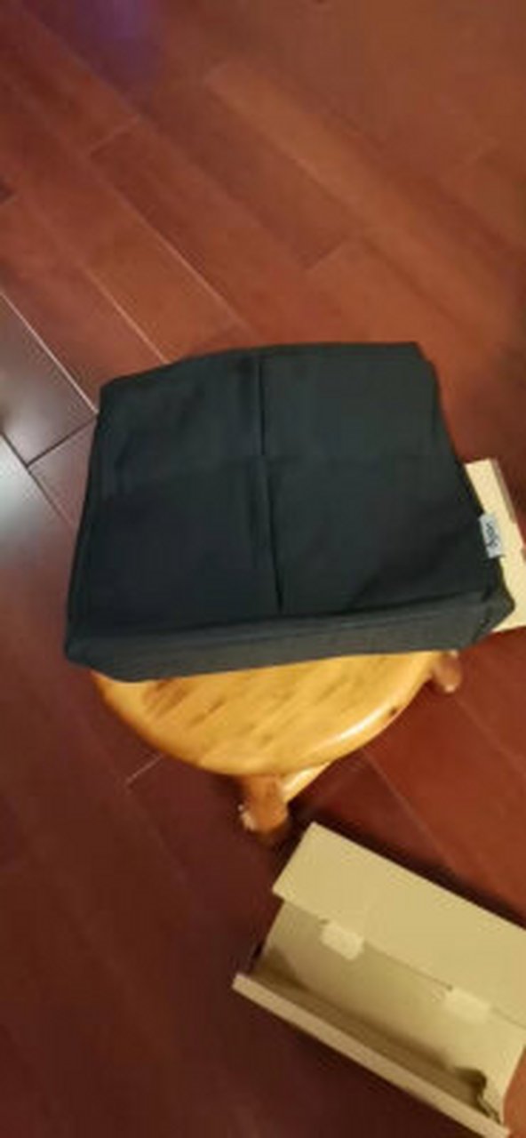 戴森v8系列比较,戴森v8和v9的区别在哪  戴森v8其实也还可以,配件齐全