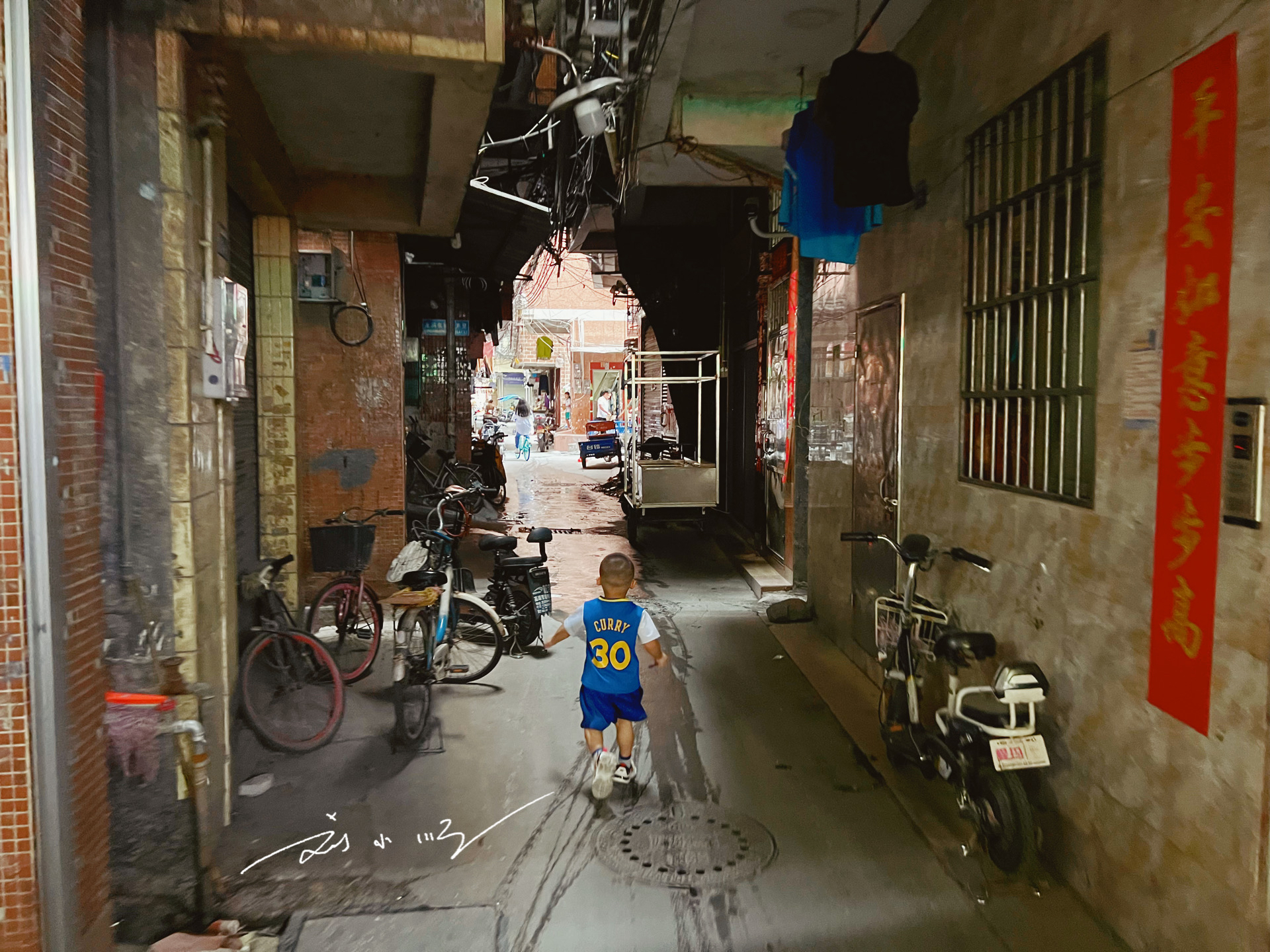 实拍广州市天河区"龙洞村",已有上千年历史,现在变成城中村