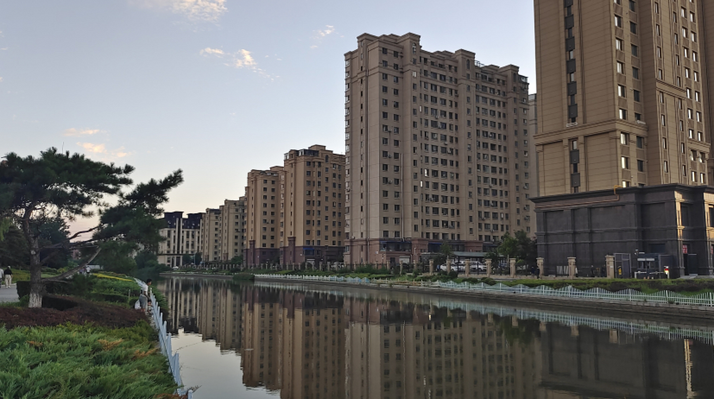 网红打卡地辽宁杠杠滴# 【最美辽宁】营口市老边区:雨后美景#美好