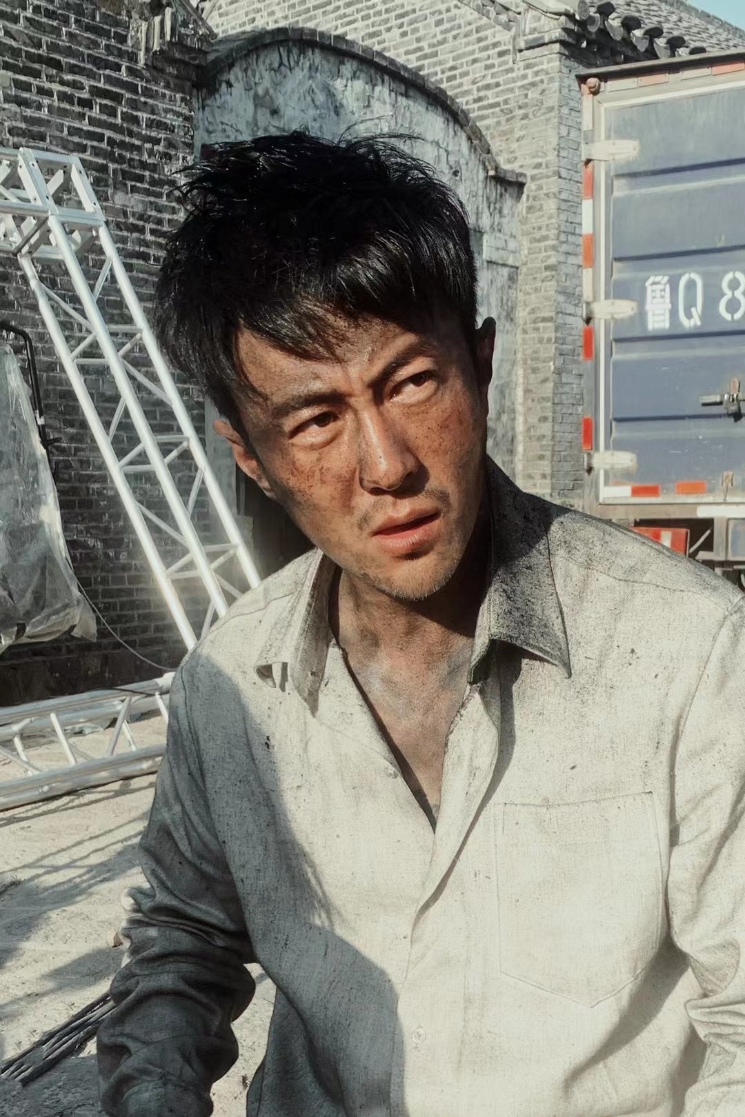 王铭电影1944冲出战俘营导演刘轩狄李东学王铭主演