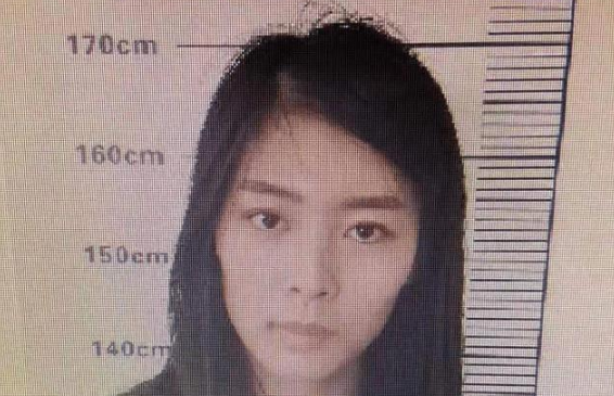 江苏"第一美女辅警"许燕,靠美色诱骗多名领导,生活荒唐又奢侈