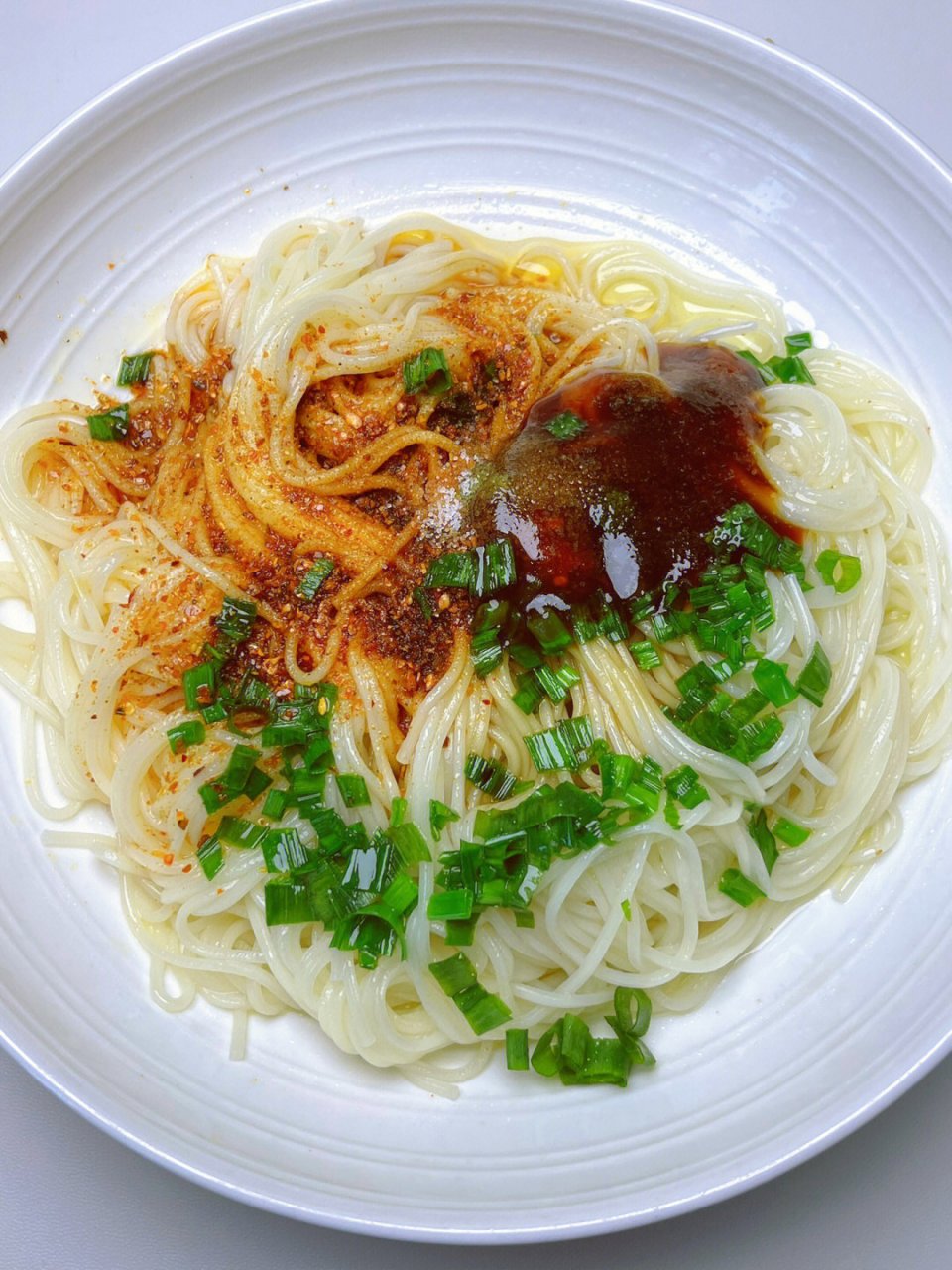 一定要试试这个蚝油拌面! 5分钟就搞定!好吃到舔盘子!