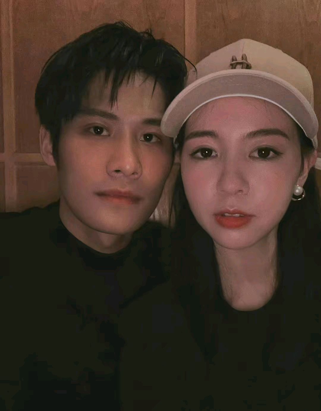 大杨嫂追星王嘉尔被网暴,大杨哥霸气护妻,网友惊呼你可上点心吧