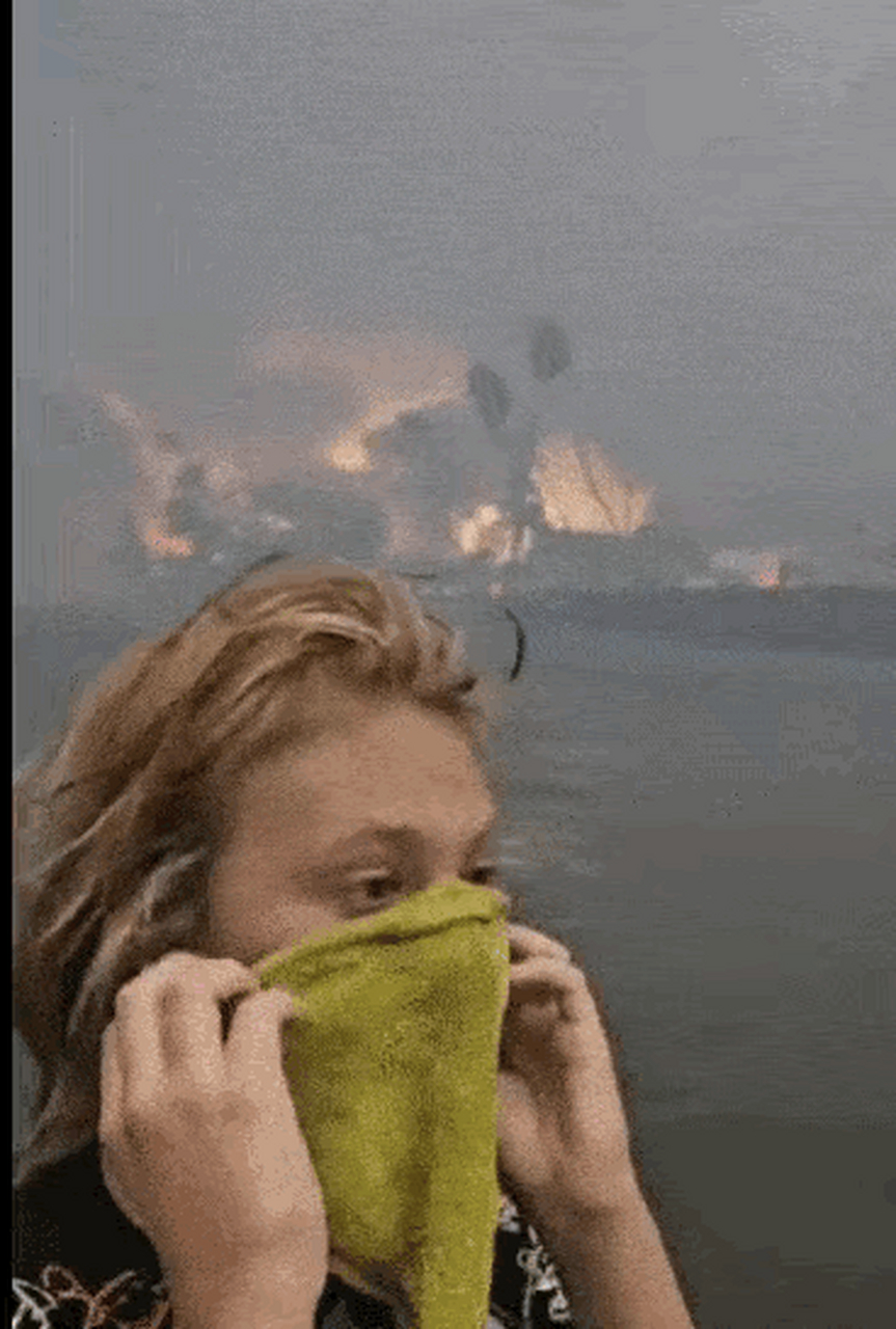 夏威夷大火,很多人跳海逃生!