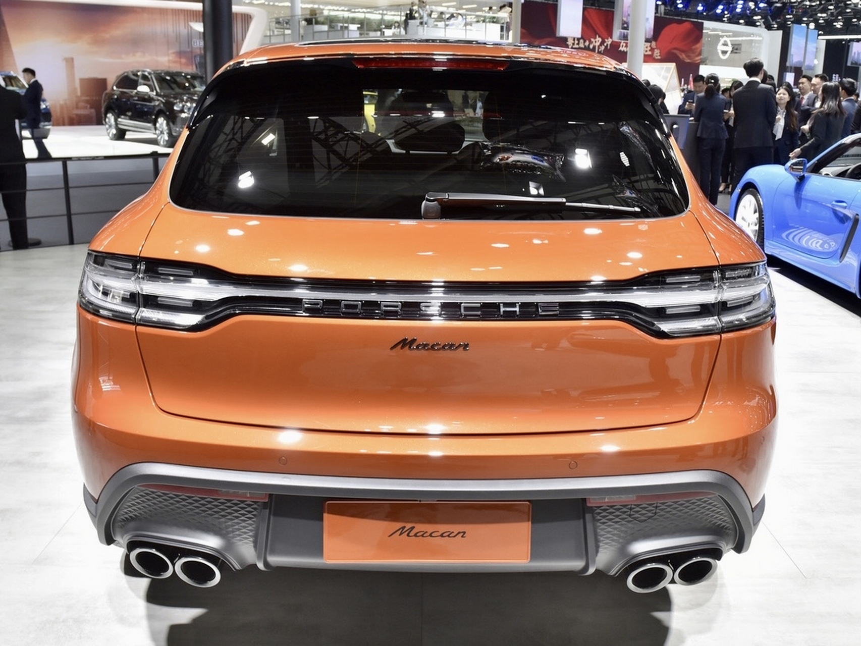 2024款保时捷macan 车展实拍图