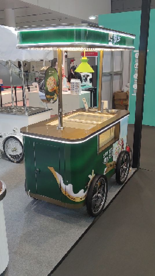 蒙牛星空顶冰淇淋花车 gelato冰淇淋花车 助力低成本冰淇淋创业