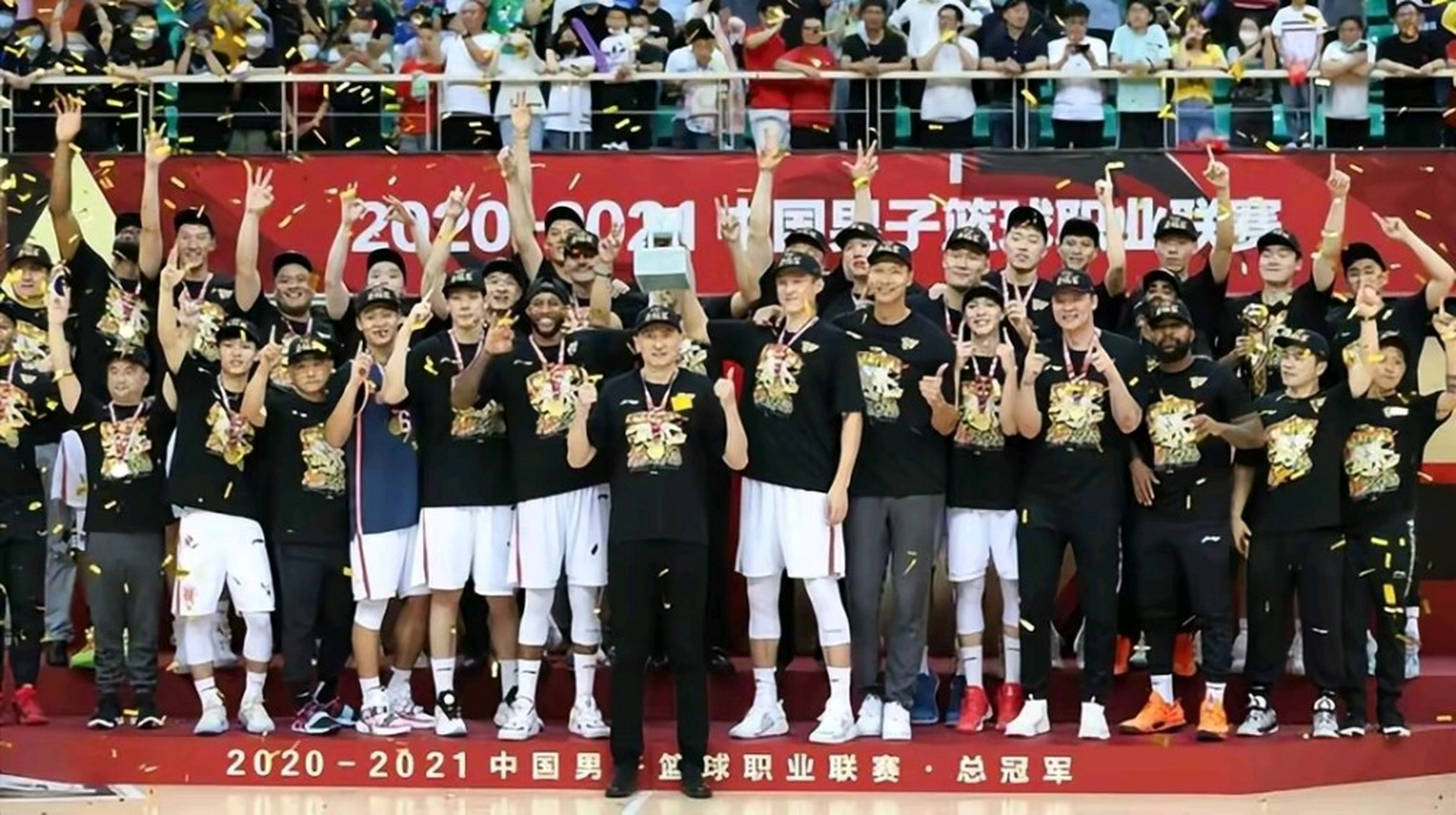 宏远再添一"翼",曝广东东莞男篮获华为赞助,万科冠名!