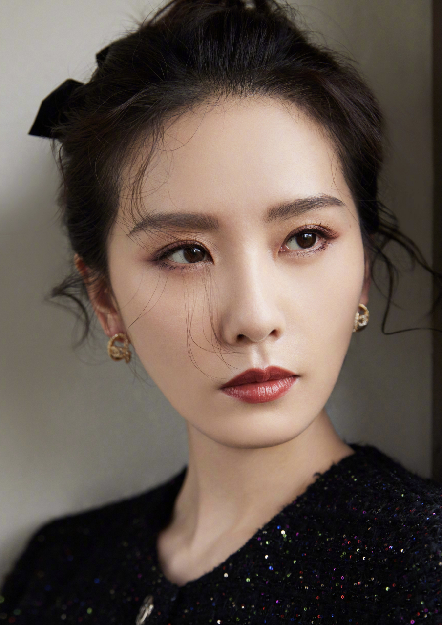 刘诗诗为啥要点掉山根上的这颗痣?