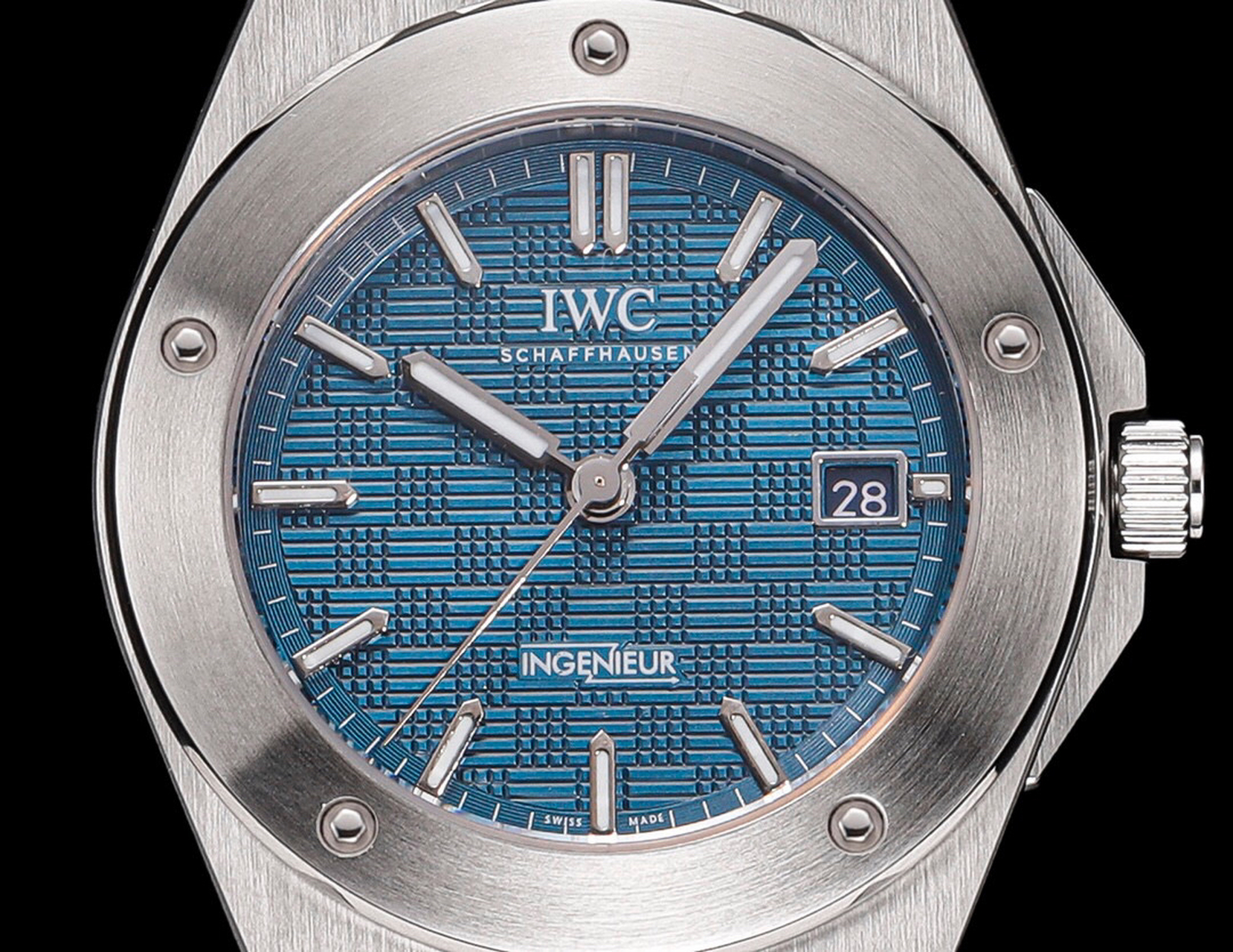 gh 2023年度压轴巨作,全新iwc万国工程师自动腕表40重磅亮相.