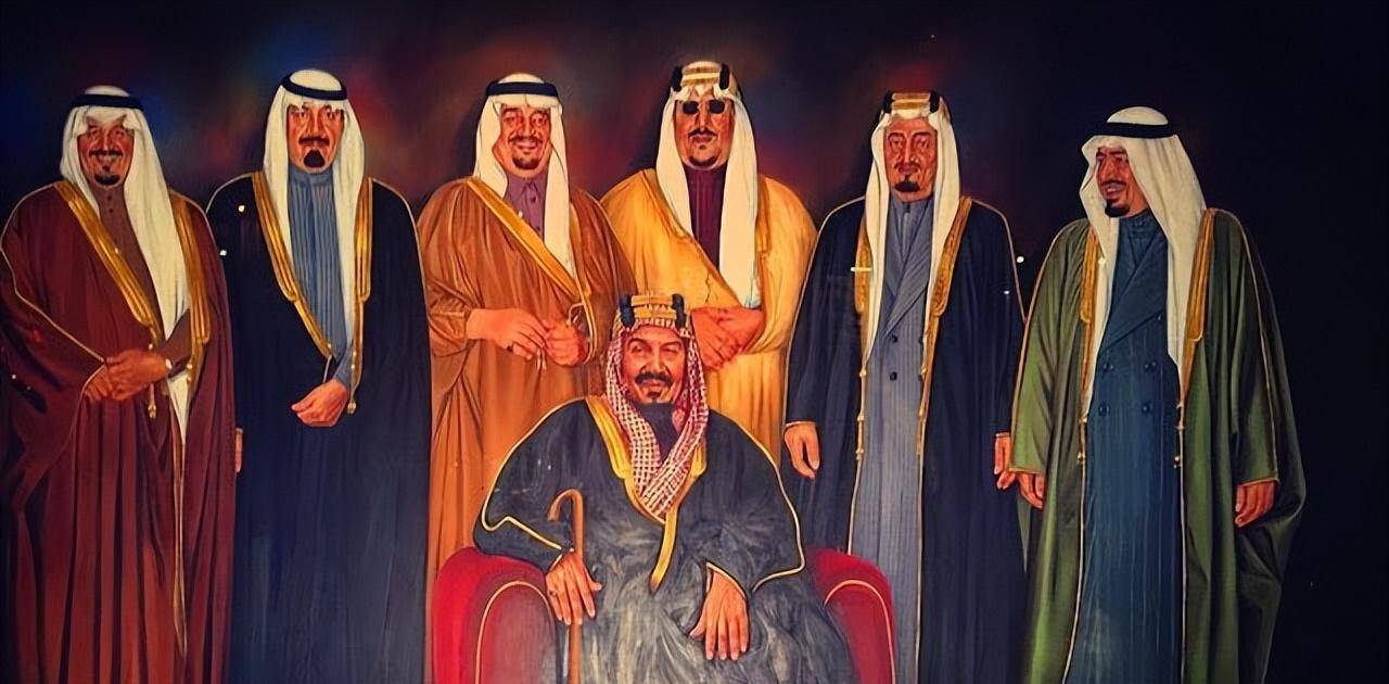 阿拉伯半岛小国林立,为何沙特能独占阿拉伯半岛70%的土地呢?