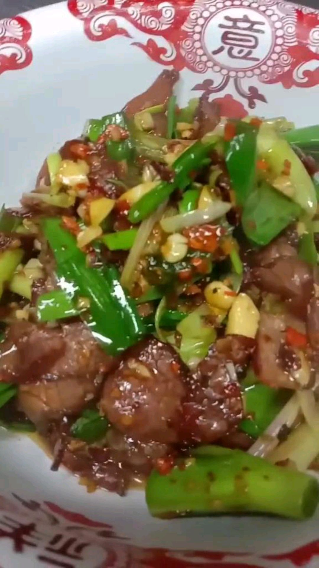 回锅卤牛肉这味道太得劲了,麻辣咸香真的下酒又下饭,一盆都不够吃