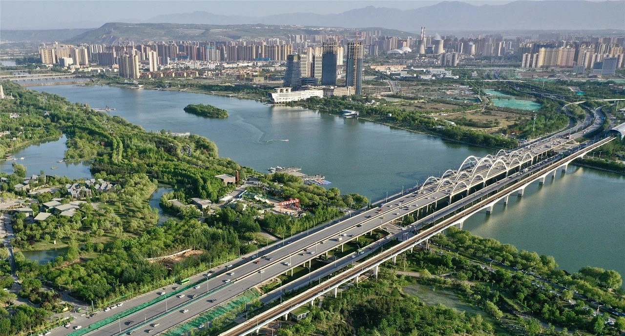 西安灞河左岸绿道焕新,8个月再造城市新岸线!