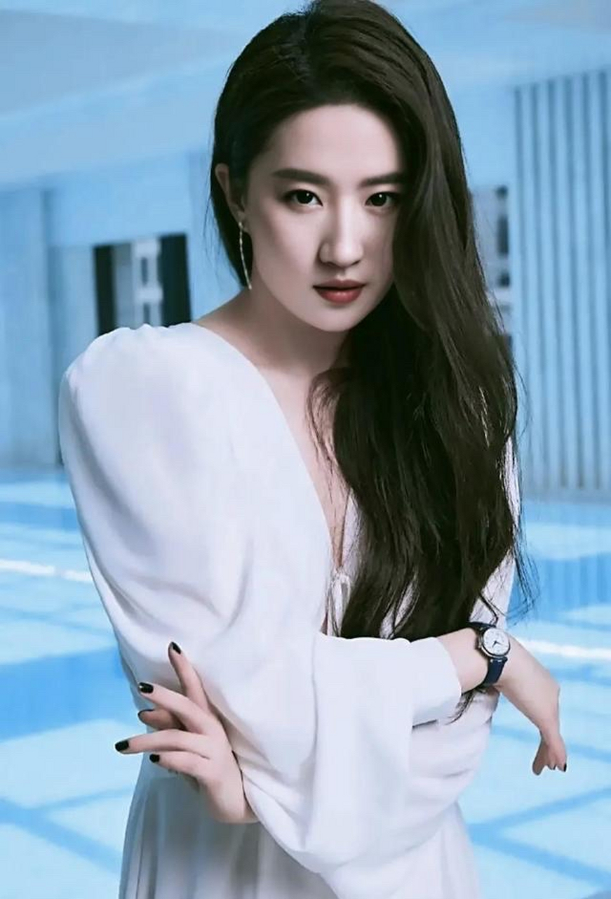 刘亦菲到底有多美?