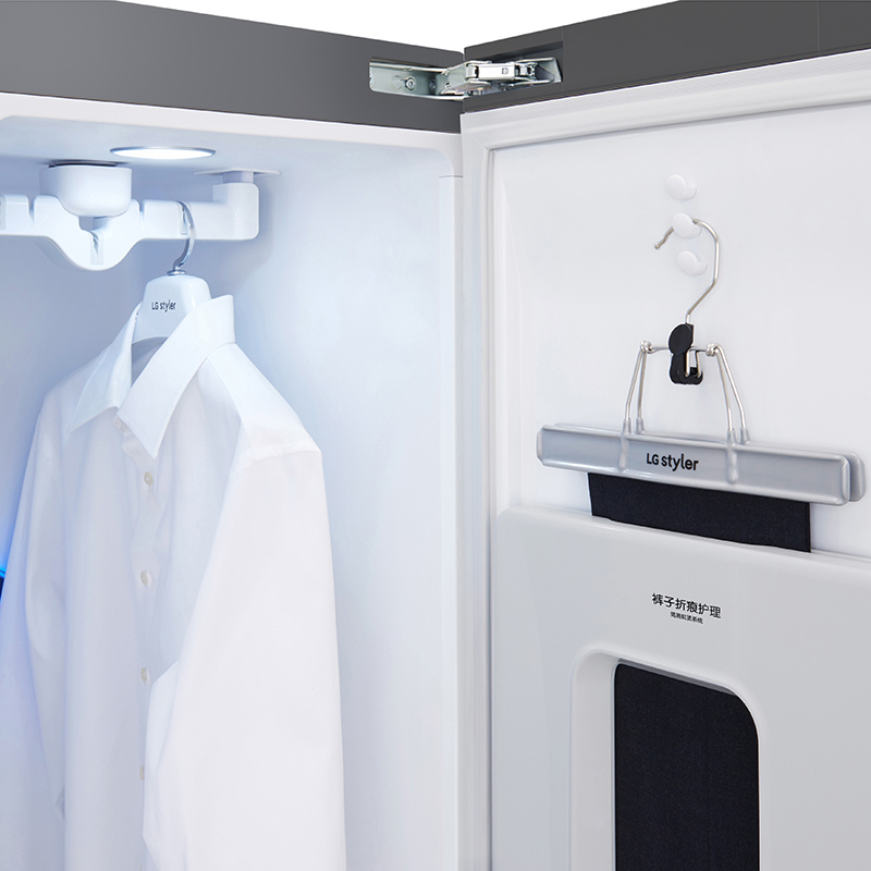 lg高端衣物护理机,有它何必总跑干洗店