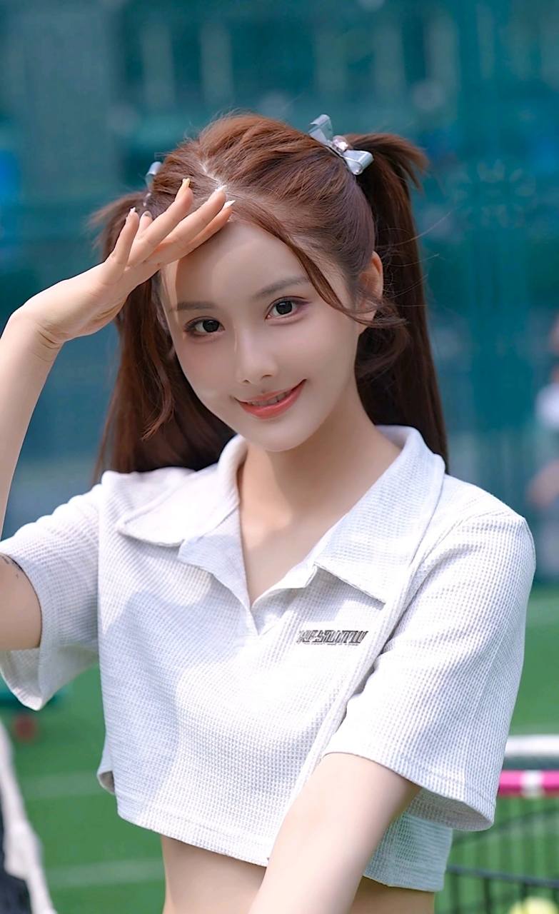 清纯马尾辫美女,演员金思雨