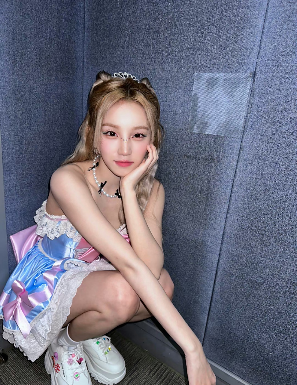 宋雨琦# 一袭芭芘公主抹胸裙,清纯甜美的脸蛋儿,白皙水嫩的肌肤,丰满