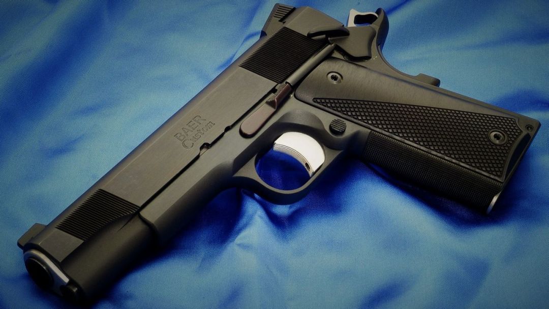 柯尔特.45口径m1911型半自动手枪