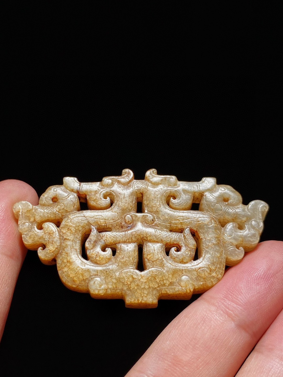 战国 和田玉籽料 白玉受沁 双龙纹 楚式 玉佩