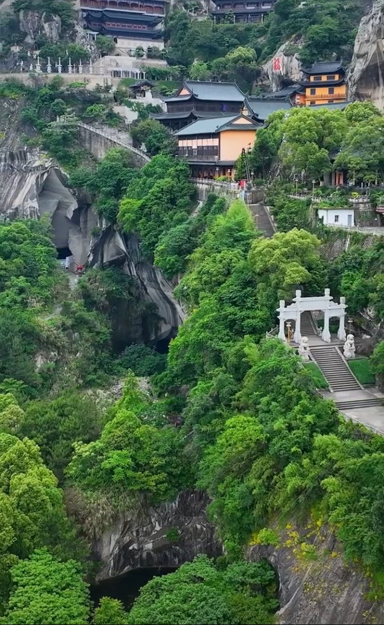 温岭长屿硐天风景独特#旅行