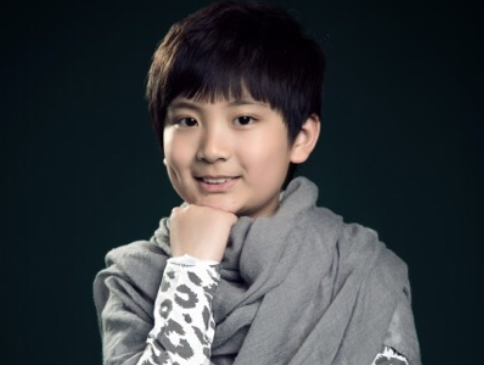 江卫国的扮演者是谁?