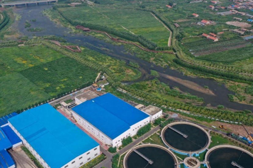 吉林省梨树县,位于松辽平原中心,地势平坦,土地肥沃,水资源和矿产资源