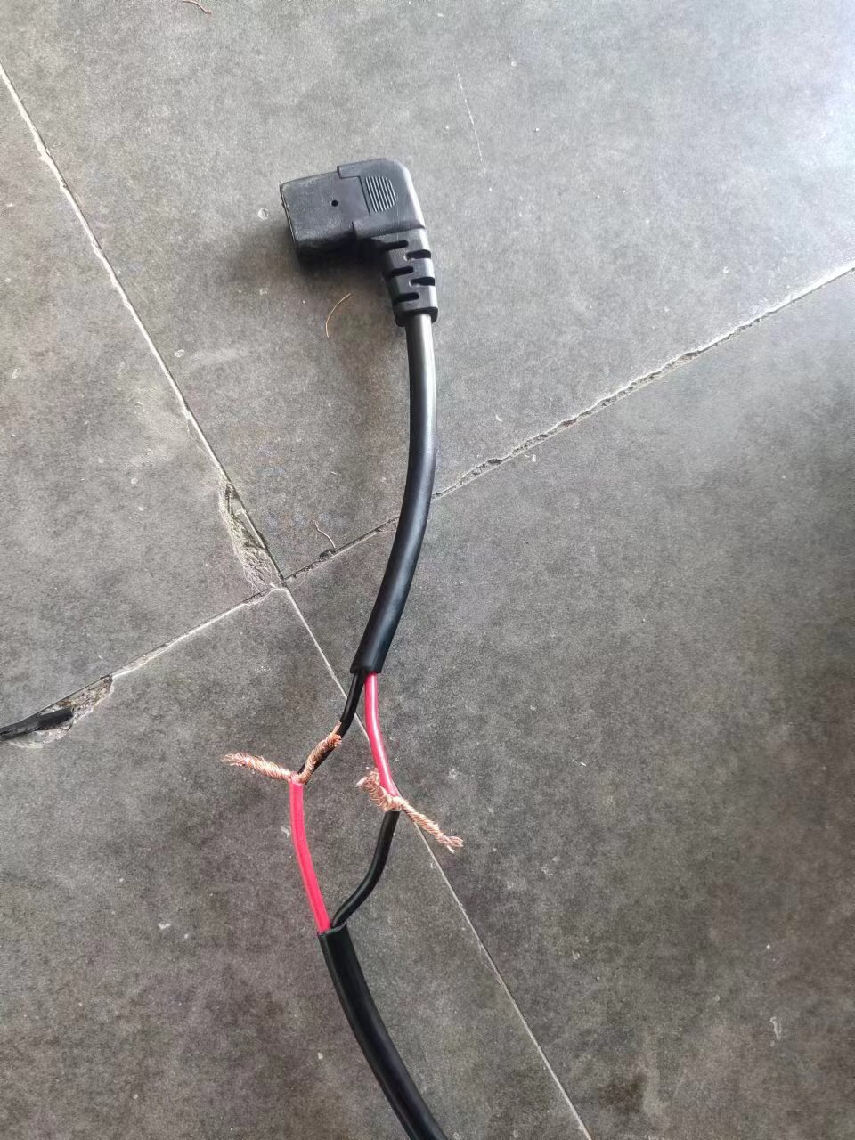 电动车充电器接线方法图片