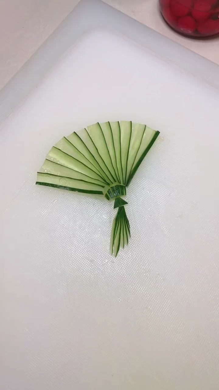 创意黄瓜小扇子