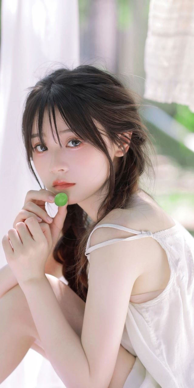 颜沁清凉穿搭,清纯可爱小清新, 夏日氛围感满满.