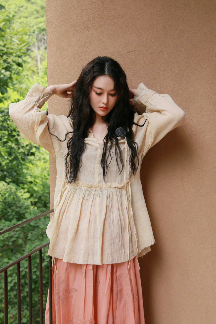 张馨予新发型照片,怎么拍都很美[鲜花][鲜花]