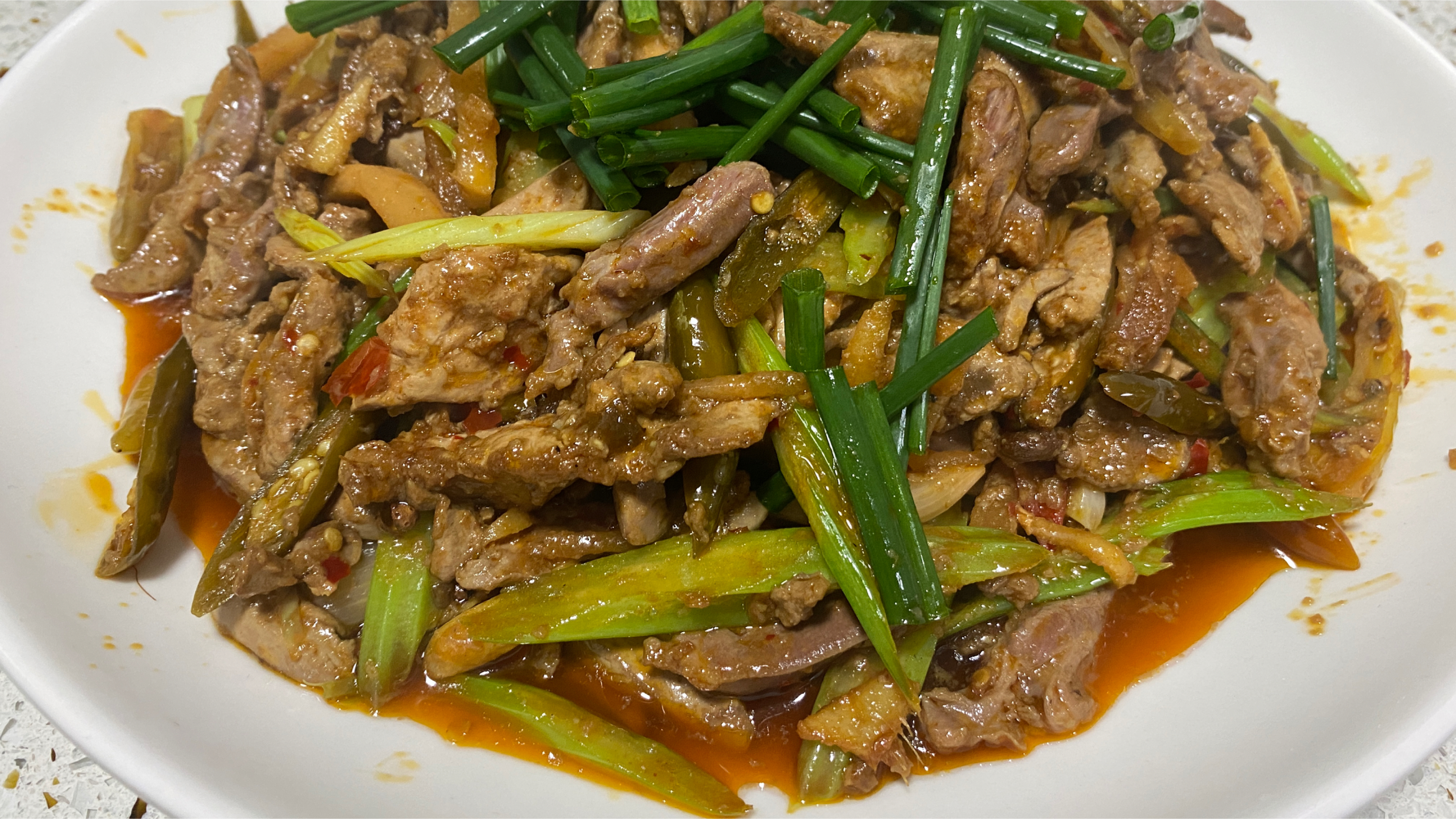 四川特色菜“泡椒鸭杂”,香辣入味好吃下饭,三碗饭不够哟