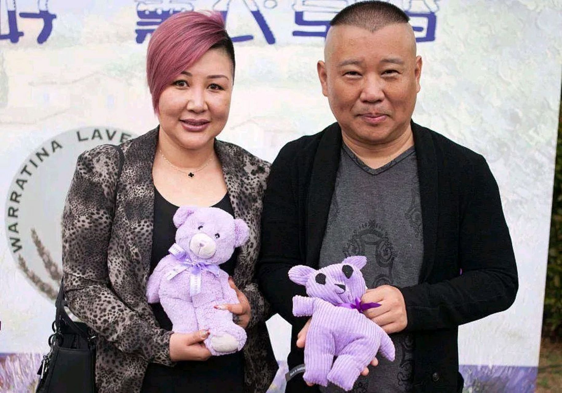 6月6日,郭德纲老婆王惠突然冲上热搜,这次不是和老郭秀恩爱,也不是