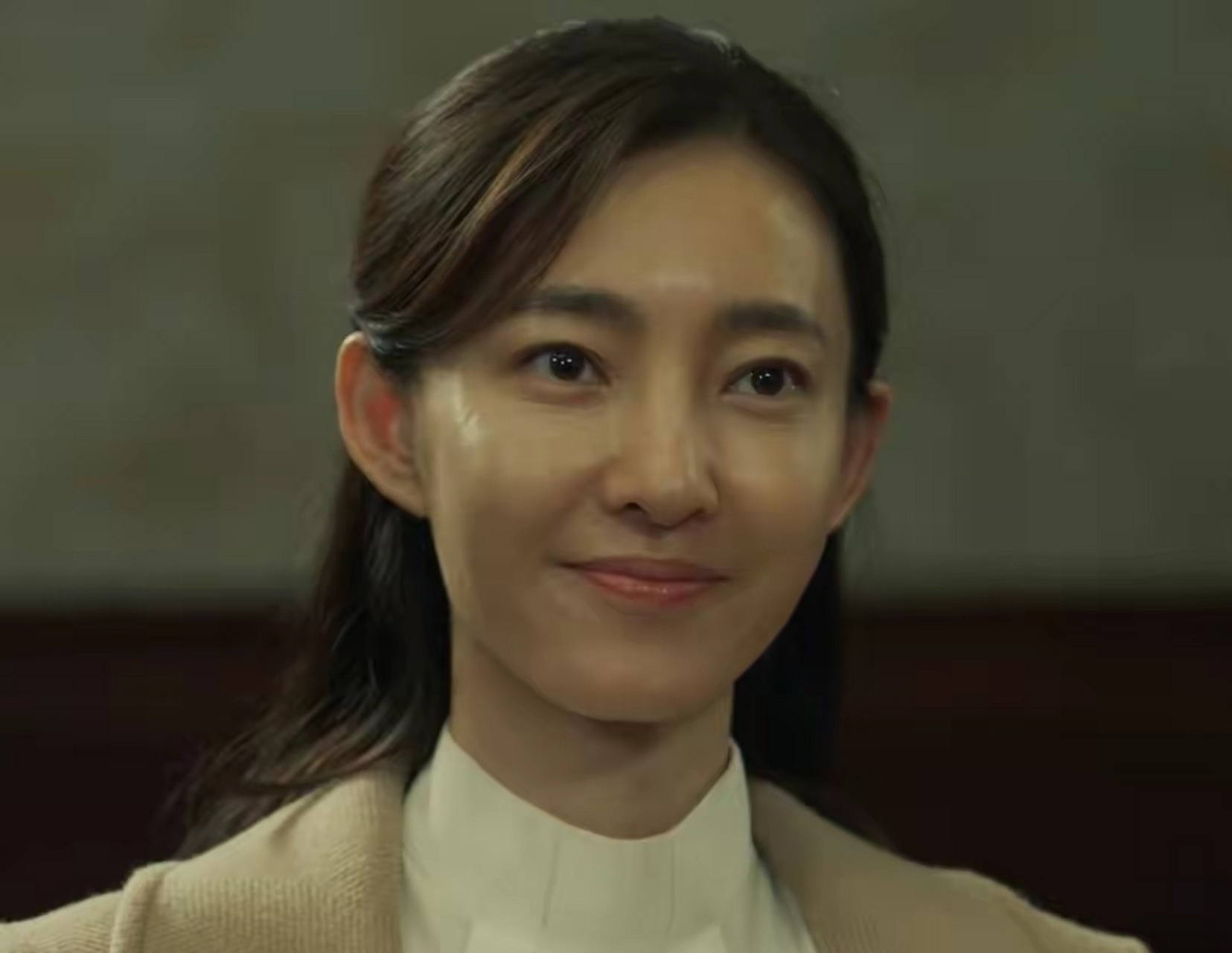 王丽坤在《无间》中,领衔主演女一号:花向雨.