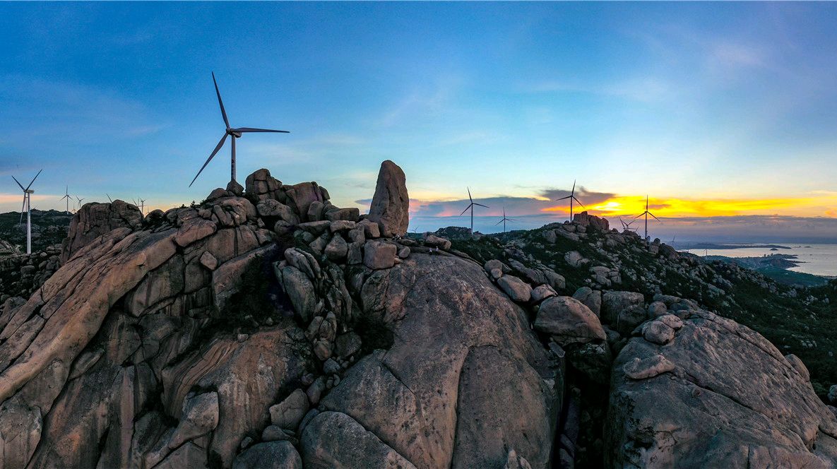 莆田汀港山:怪石嶙峋,山海奇境