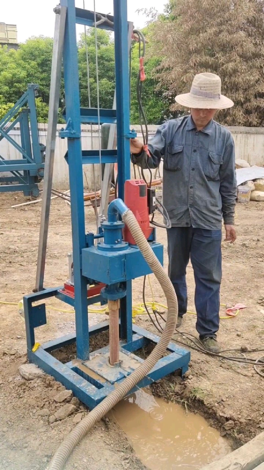 220v家用小型打井機架子可摺疊拆卸採用自動上卸杆