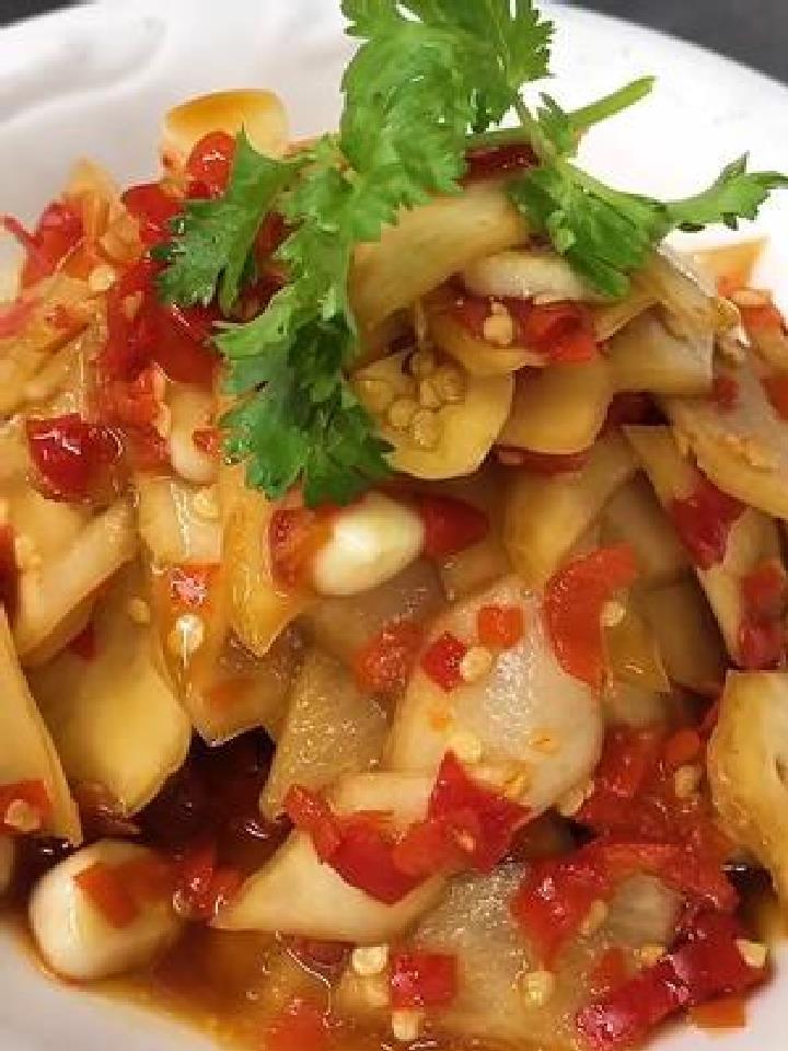 爽口萝卜皮,这样做出来很脆,而且不苦不涩,你会了吗,谢谢