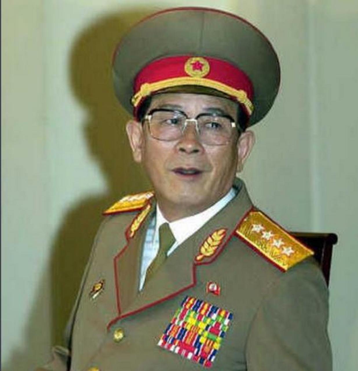 暗杀韩国总统的朝鲜"狠人特工"朴在京,93年升中将,94年升上将,97年升