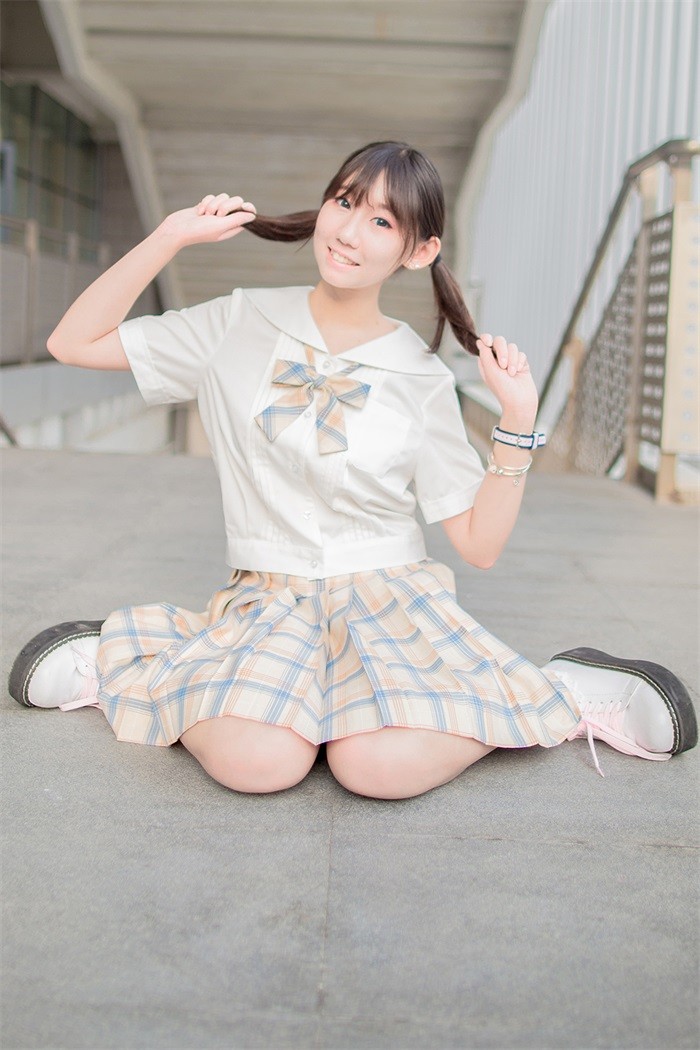 风之领域精品写真@No.171 偶遇楼道中的XUE妹 [48P/290MB]
