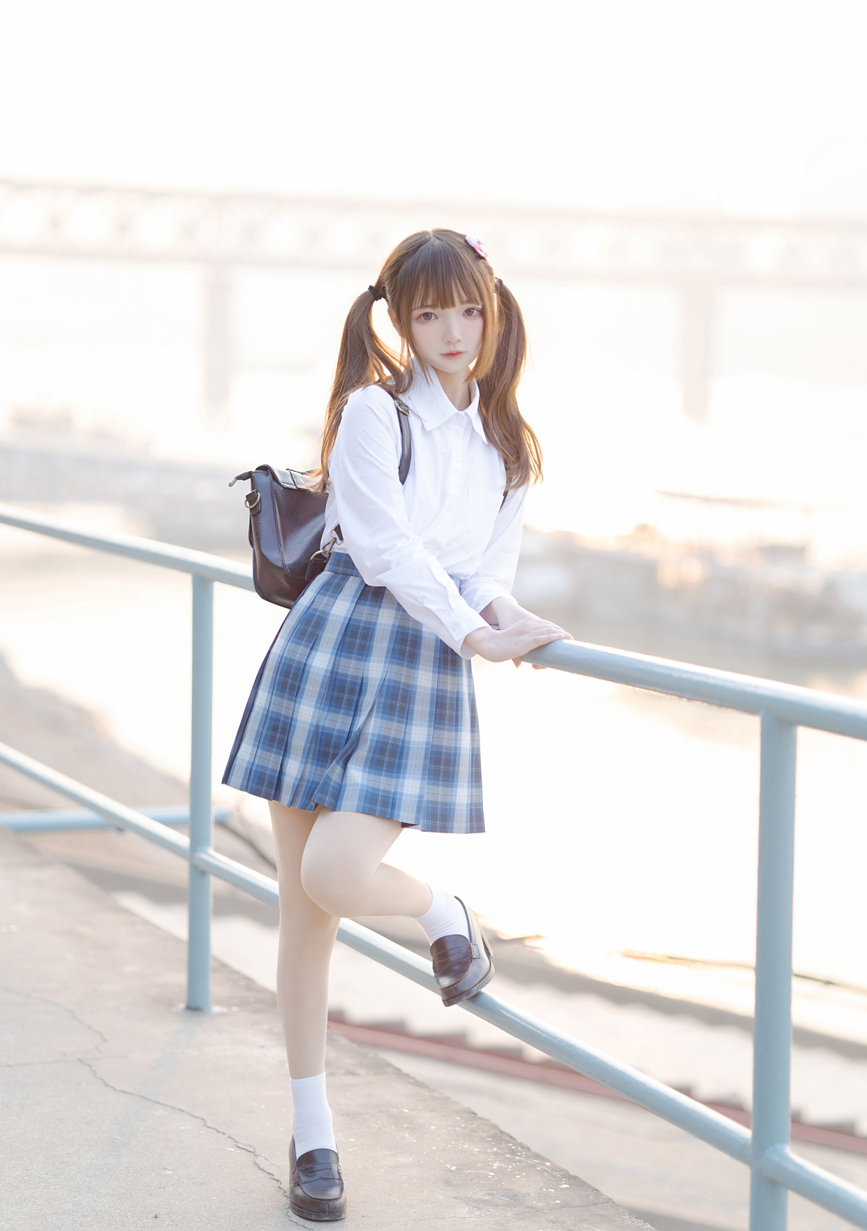 好可爱的双马尾jk妹妹,放学后要一起回家吗?