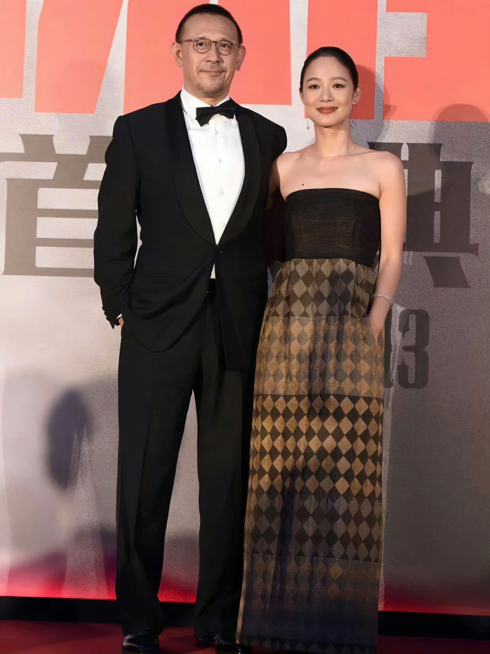 导演的眼光真的很绝.姜文的老婆周韵,十足的美人.