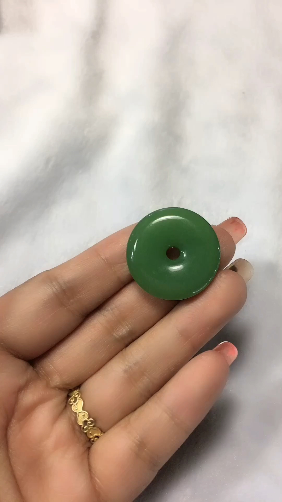 和田玉碧玉夹层料粉绿