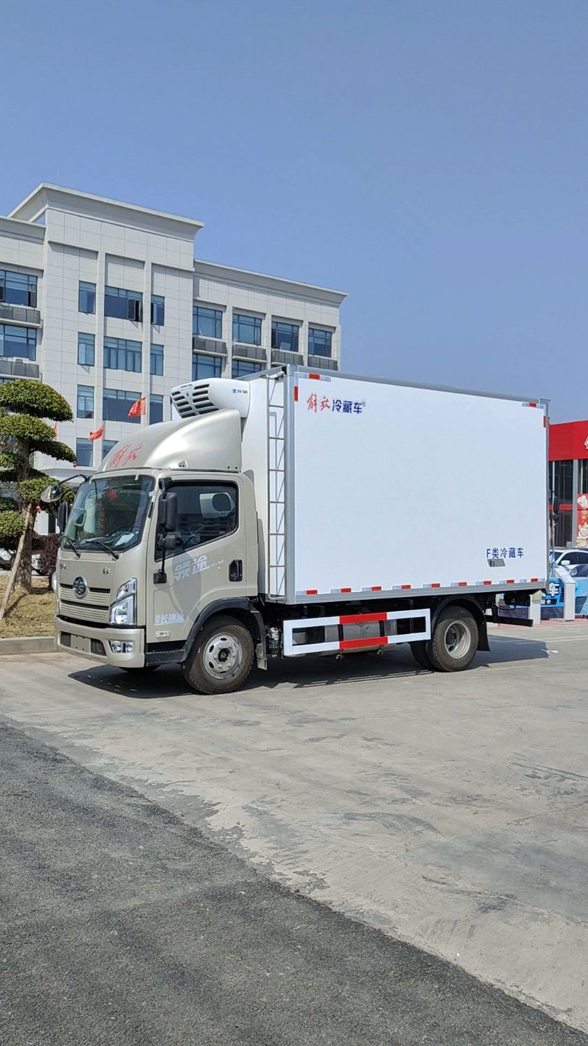 42米解放领途冷藏车160马力6档变速箱飓丰新工艺保温箱内尺寸