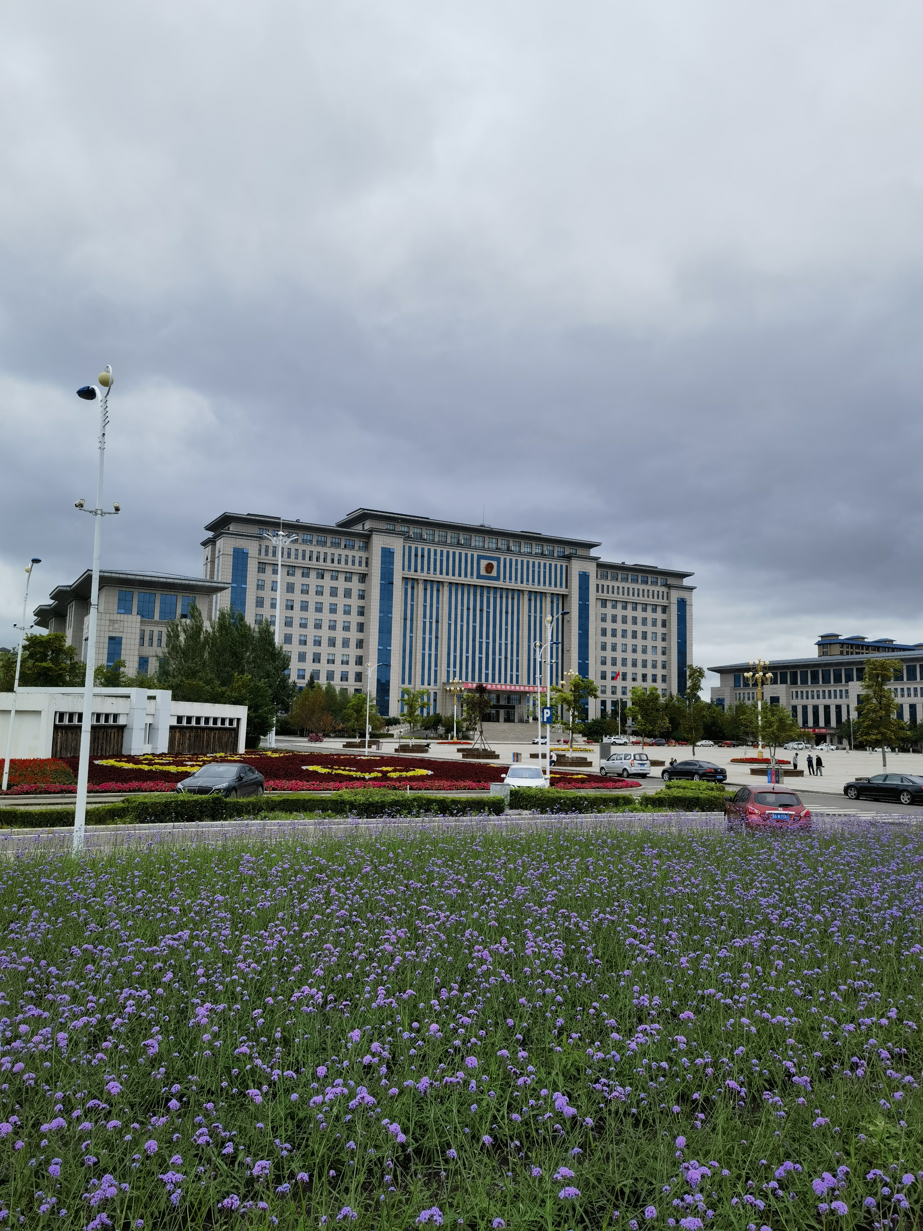 可副职对我意见很大,他经常安排我做一下其他工作