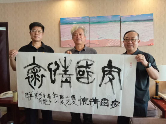 著名篆刻艺术大师李羊民博士来汉与武汉书画界人士交流