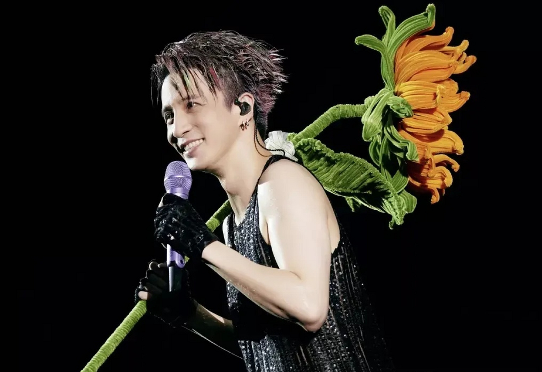 薛之谦家被掏了,8月6日薛之谦的演唱会和tfboys十周年演唱冲突了了