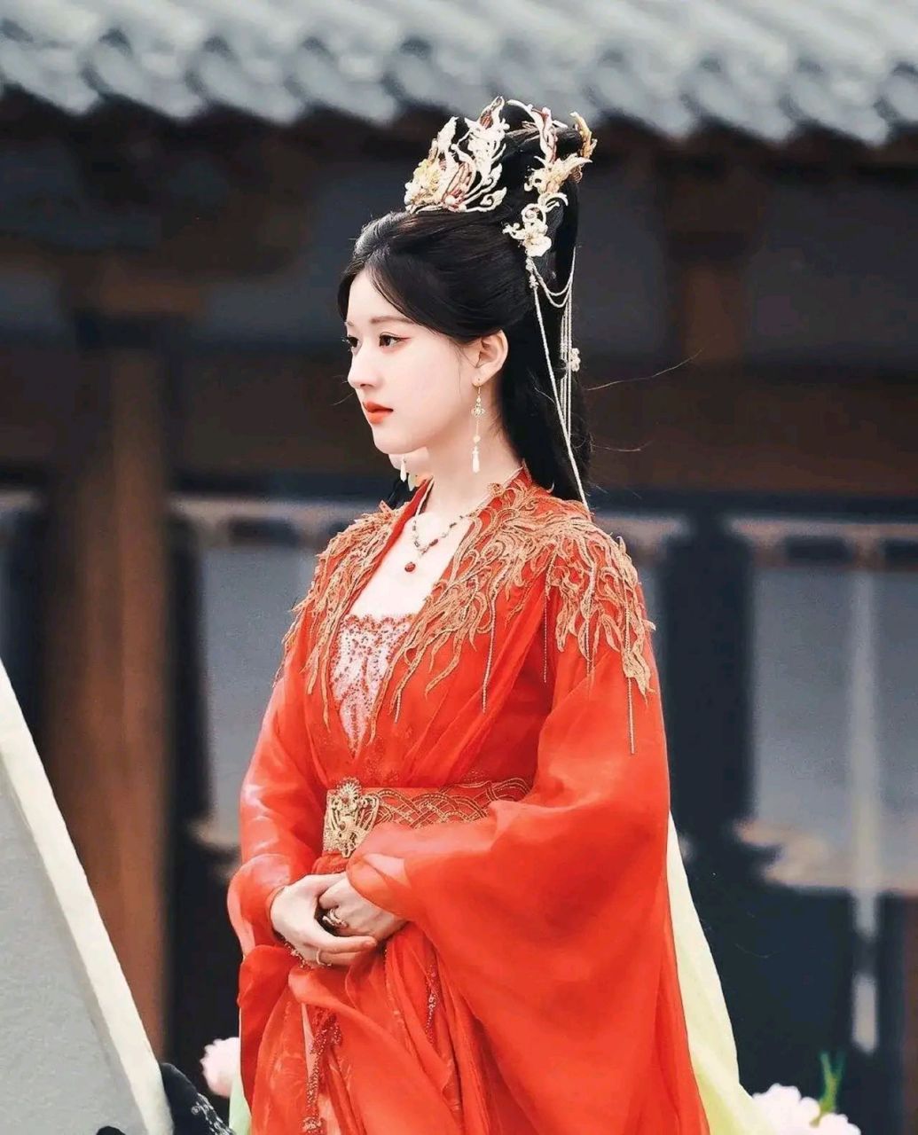 赵露思,神隐,造型太美了;这剧该改编成星零的同名小说讲述了水凝兽